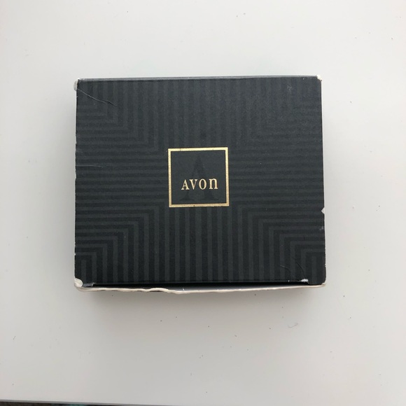 Vintage Avon Earrings and Brooch - Picture 2 of 3